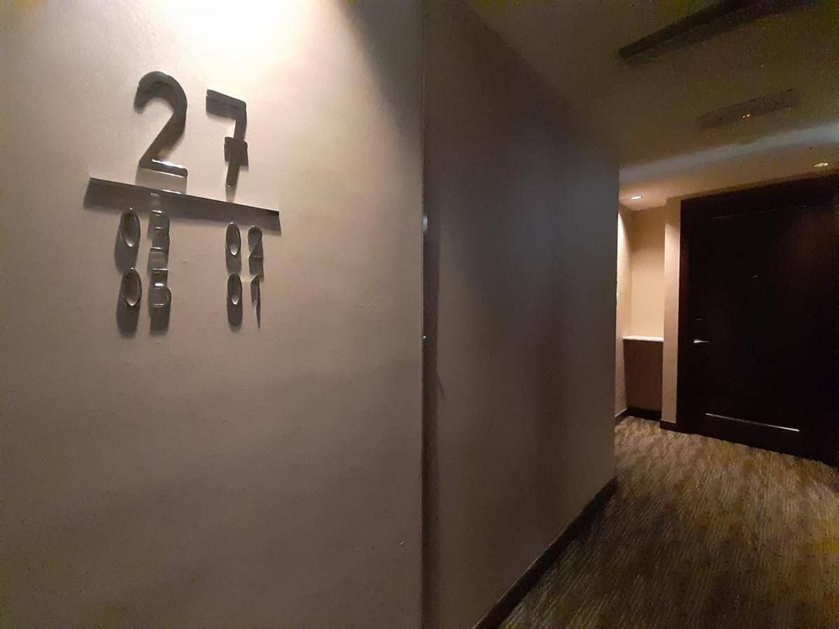 ホテル イーズ コーズウェイ ベイ 香港 エクステリア 写真